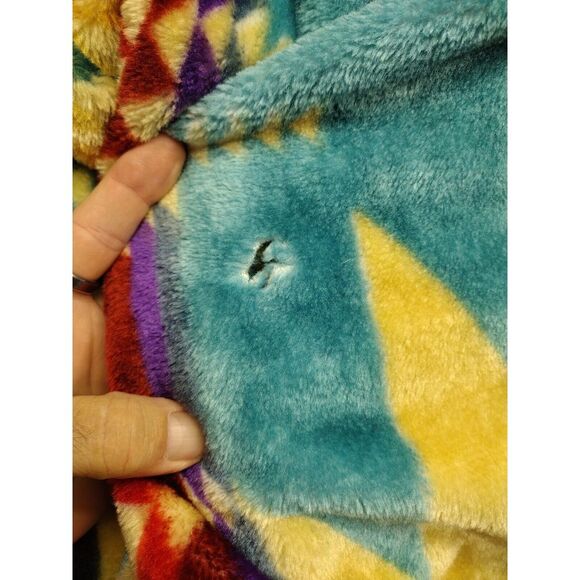 EL PASO SADDLE BLANKET CO  PLUSH QUEEN SIZE FLEECE BLANKET RARE 79" W X 95" L - Picture 7 of 7